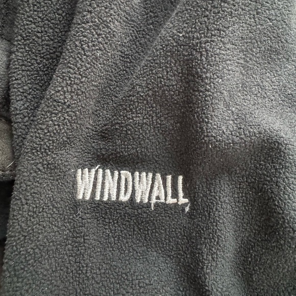 The North Face Black Fleece Jacket - Picture 4 of 4